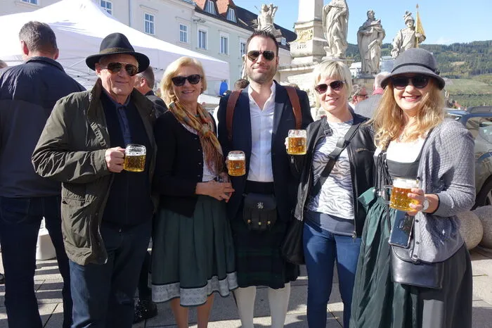 Klicken Sie sich durch weitere Bilder!