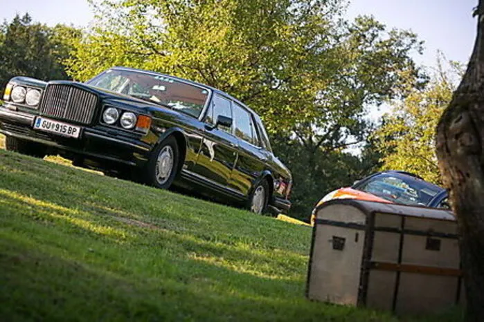 Eine wahre Schatztruhe: Die Erstbesitzerin dieses Bentley Turbo R war Beate Uhse.