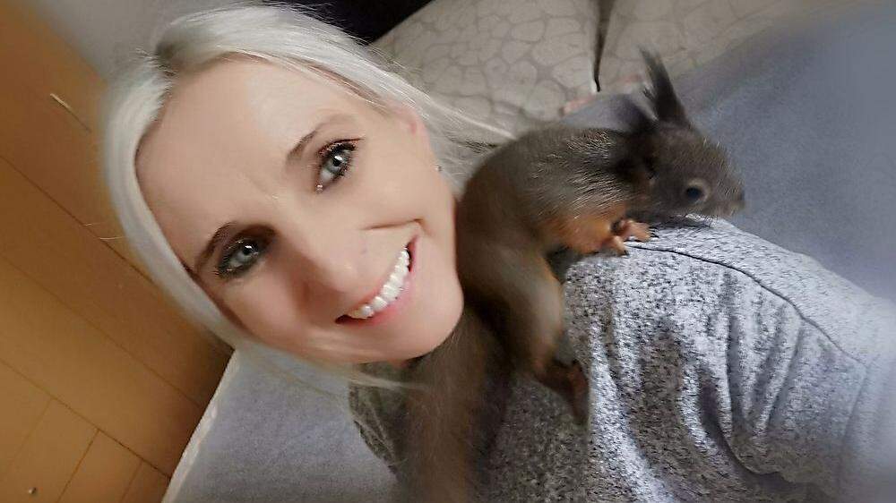 Marion Weiner kümmert sich ehrenamtlich um Eichhörnchen und andere Wildtiere