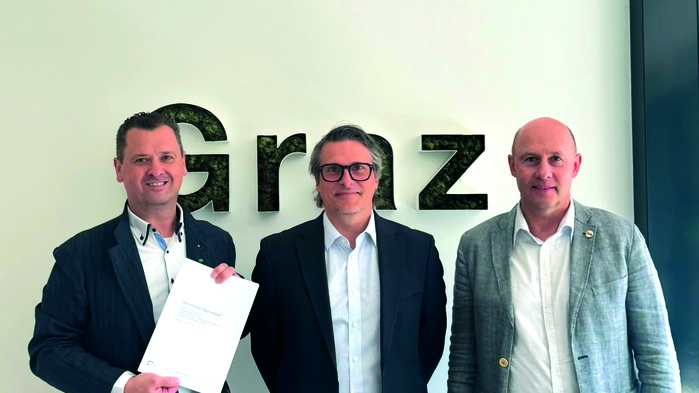 Martin F. Karner (Geschäftsführer Weitzer Woodsolutions), Matti Lehtipuu (Managing Partner, UB FIGG), Josef Stoppacher (Geschäftsführer Weitzer Group)