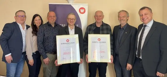 Vertreter von Wirtschaftskammer, -bund und Gemeinde gratulierten dem neuen WB-Obmann in St. Stefan im Rosental, Christian Hütter (3.v.l.), und bedankten sich bei den scheidenden Vorstandsmitgliedern Heinz Stöhr und Alfred Zach