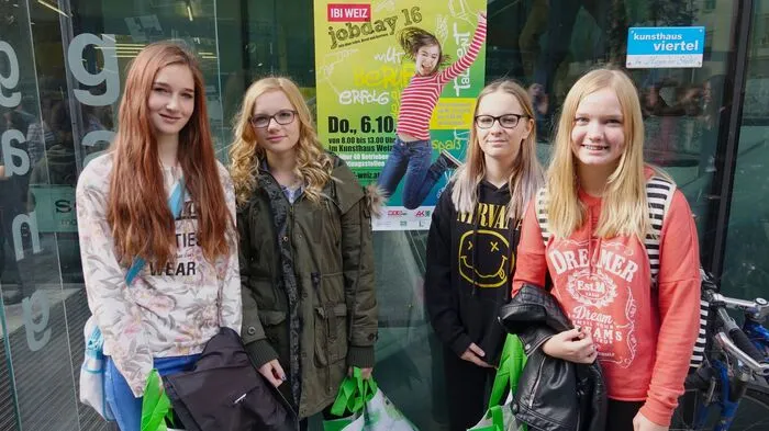 Rund 1000 Schülerinnen und Schüler aus dem ganzen Bezirk Weiz und aus angrenzenden Bezirken kamen zur großen Berufsinformatinsveranstaltung nach Weiz