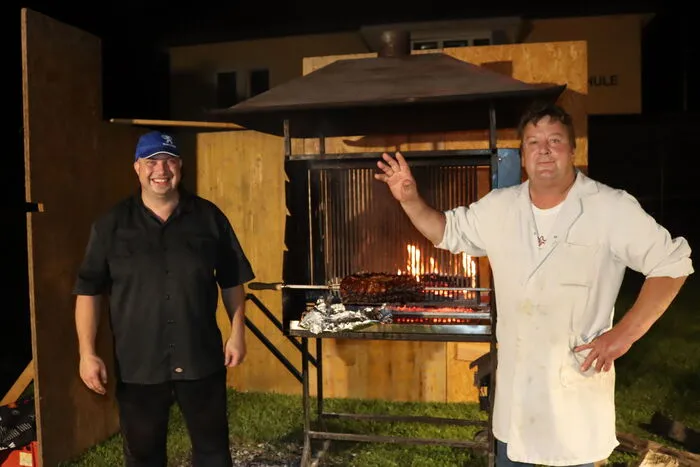 Klicken Sie sich durch die Bilder des Feuerwehrfestes der FF Untermitterdorf am Freitagabend!