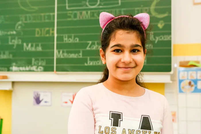 Jannah (9): "Mein Papa hat mir ein Malreihen-Buch gekauft. Das ist toll. Ich hab alles richtig. Ich mag auch die Sommerschule"