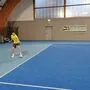 In Bruck dürfen einige Tennisspieler mit Sondergenehmigung trainieren