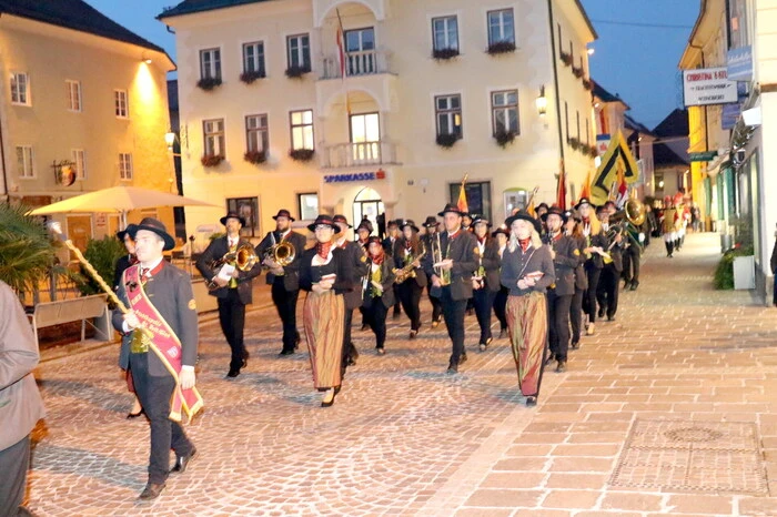 Für die musikalische Umrahmung sorgte der Eisenbahnermusikverein „Stadtkapelle“ St. Veit.