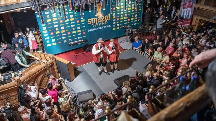 Das Onlinemagazin Smago! lud zum ersten Mal zur Award-Show für Österreich und Südtirol. Bei der Premiere in Schladming waren etwa die Wildecker Herzbuben als Stargäste dabei ...
