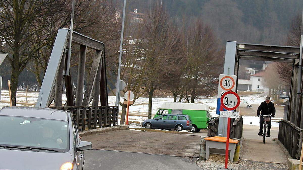 Wiesenmarktbrücke muss neu errichtet werden