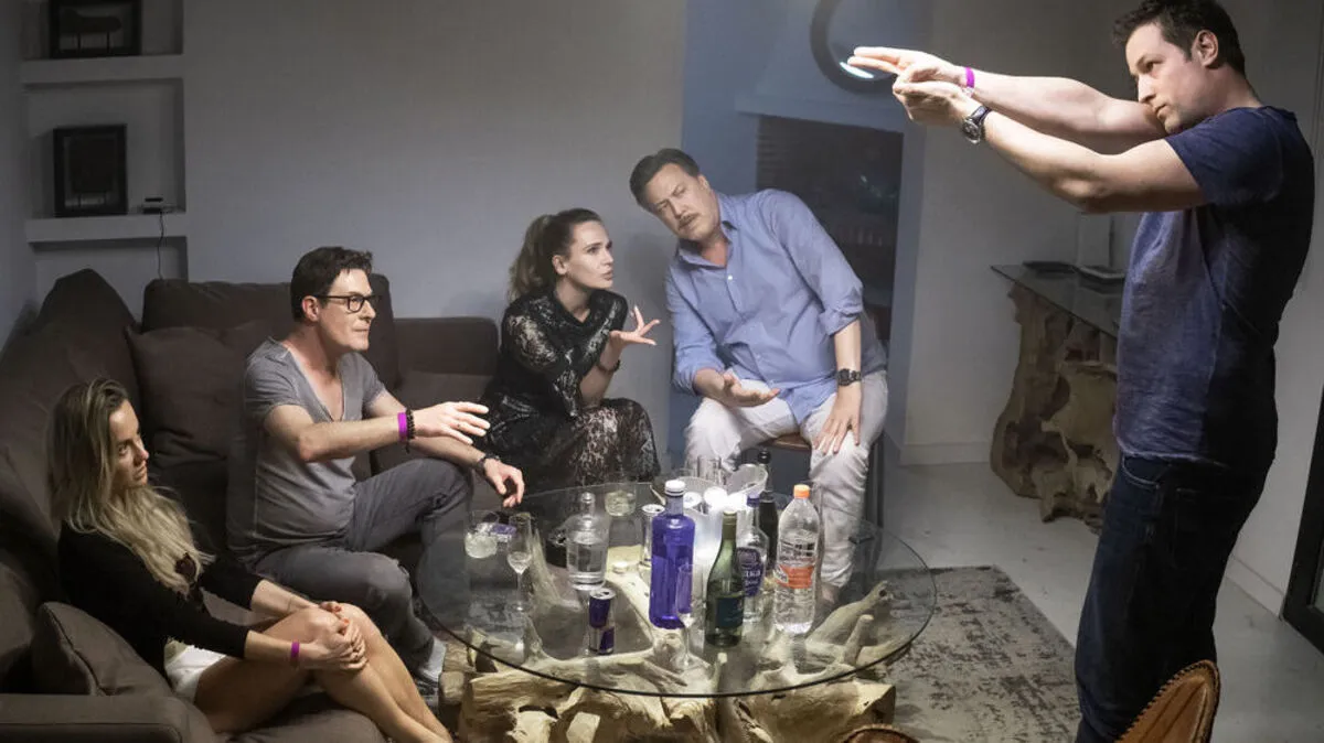 Die rasante Sky-Serie erzählt, wie es zur Ibiza-Affäre kam. Gedreht wurde auch in der Finca auf Ibiza.