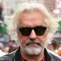 Flavio Briatore muss zusehen, wie "seine" "Force Blue" versteigert wird.