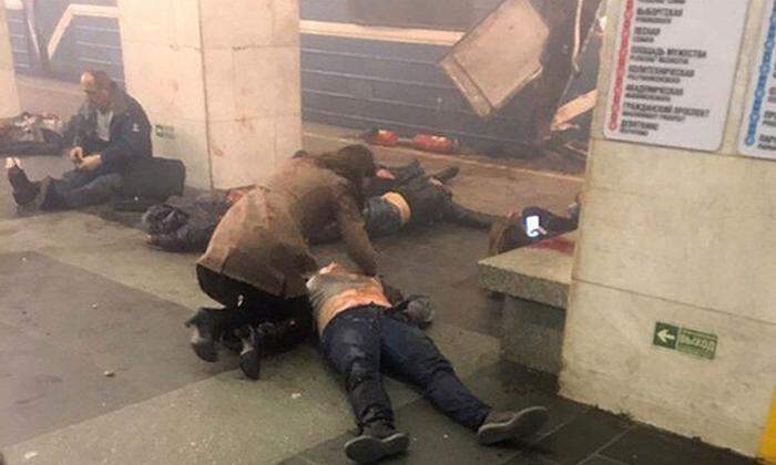 Dramatische Szenen in der St.Petersburger U-Bahn