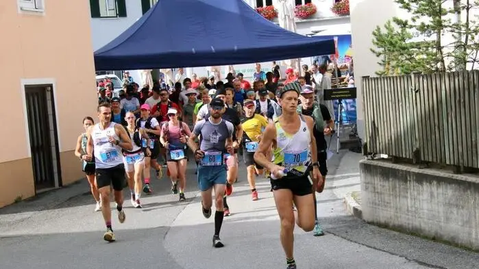 Insgesamt 165 Sportlerinnen und Sportler aus sechs Nationen – von Österreich über die Vereinigten Staaten von Amerika bis nach Spanien, Deutschland, Litauen und Ungarn – waren es, welche sich am Samstag im Rahmen des 34. Kainacher Bergmarathons auf die unterschiedlich langen Lauf- und Walkingstrecken machten.