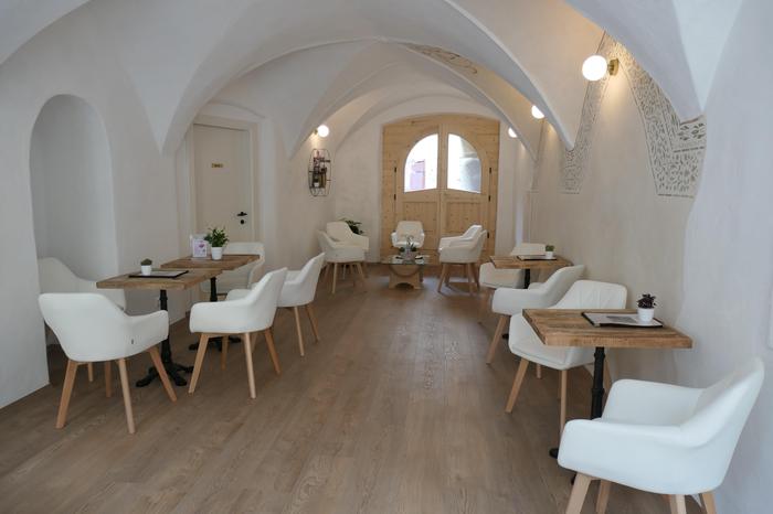 Die Gewölbe in Nadl‘s Café sind ein Zeugnis der jahrhundertealten Geschichte der Messinggasse in Lienz