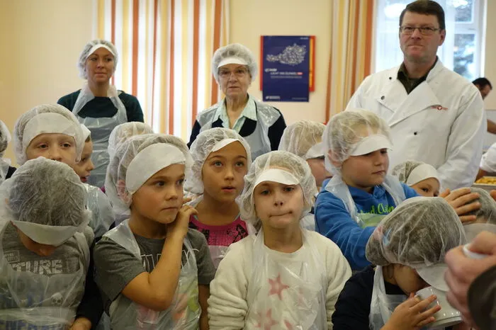Für die Kinder bedeutet das Backen einerseits großen Spaß, andererseits aber auch einen wichtigen Lerneffekt, berichtet Pädagogin Evelyn Marchl.