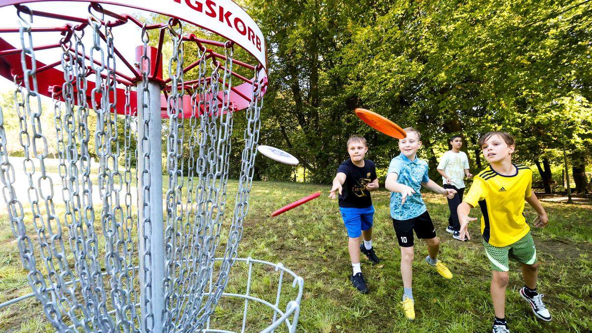 Ab sofort möglich: Spaß beim Discgolf am Rosenhain