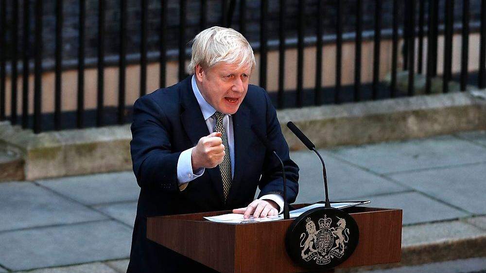 Boris Johnson am Tag nach der Wahl vor 10 Downing Street