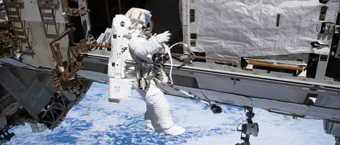 Die ESA-Astronautin Sophie Adenot bei einem ISS-Spacewalk im heurigen August