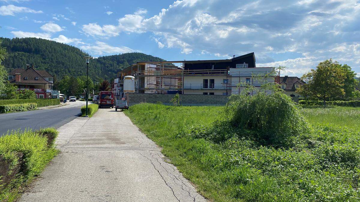 Aktive Bauvorhaben, wie zum Beispiel jenes in der Nähe des Kreisverkehrs Unterburg, sind von der Sperre nicht betroffen