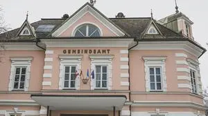 Das Pörtschacher Rathaus kommt nicht zur Ruhe. Helfen "kulinarische Maßnahmen"?