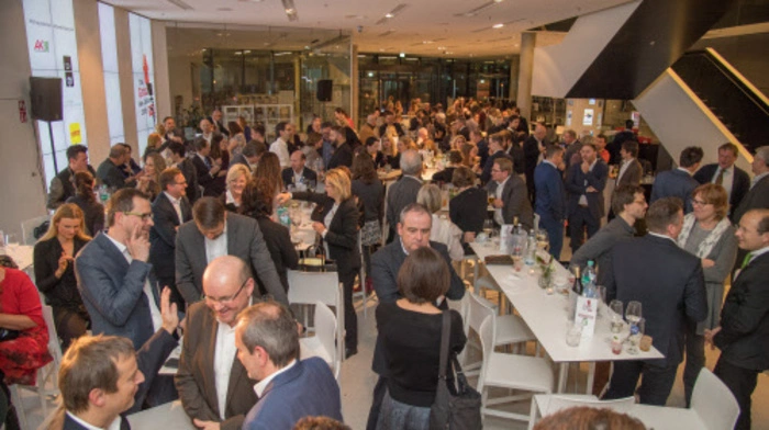 Ein wunderbarer Rahmen: Im Foyer des Styria Media Center wurden die "Grazer des Jahres 2016" gefeiert.