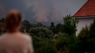 Die Flammen kommen immer näher