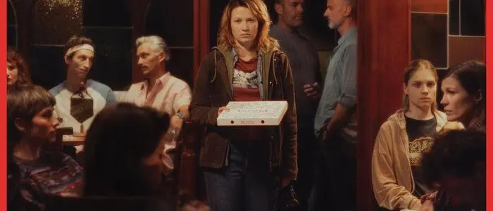 Szenenbild aus „Frutti di Mare“: Die Pizza, die Marlene Hauser hier zustellt, ist nicht empfehlenswert, der Kurzfilm aber durchaus