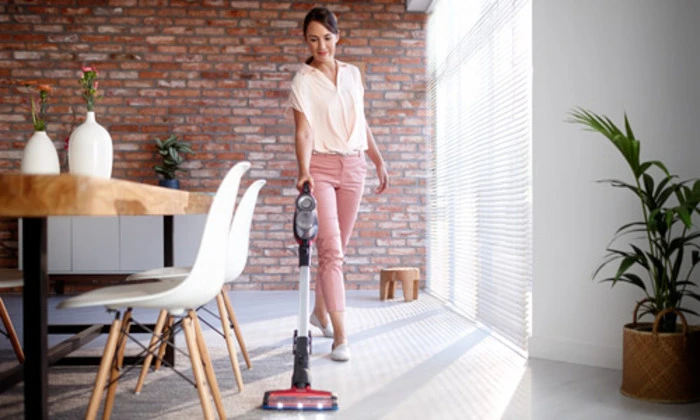 Garantiert ein perfektes Saugergebnis für alle Bodentypen egal, ob Teppich oder Hartboden. Jetzt mehr über Philips SpeedPro Max erfahren »