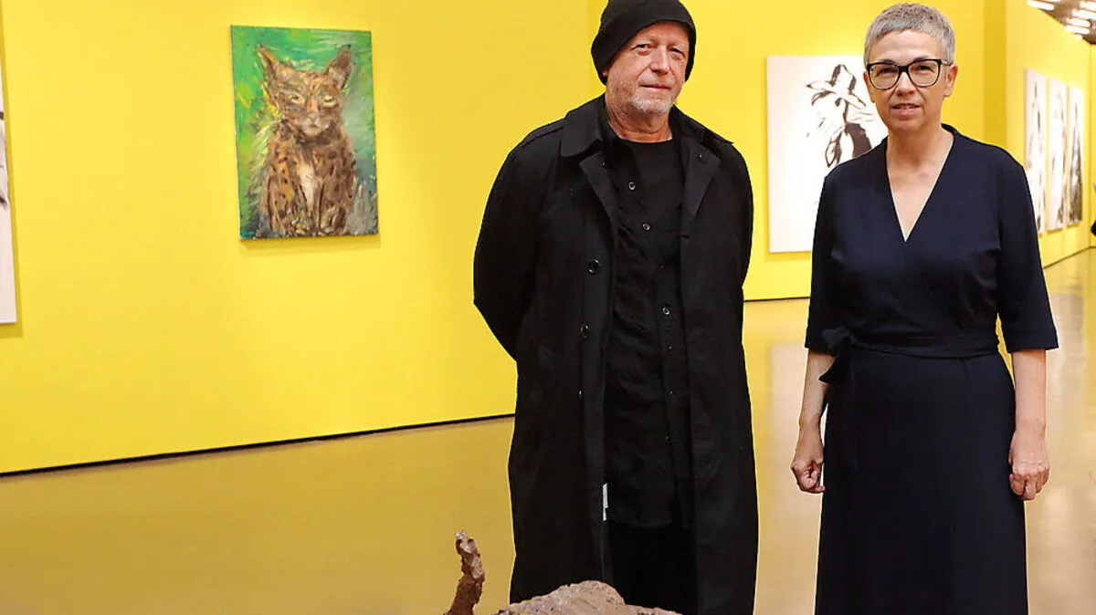 Herbert Brandl, Kunsthaus-Leiterin Barbara Steiner: die Grazer Personale des Künstlers ist ab nächster Woche wieder zugänglich