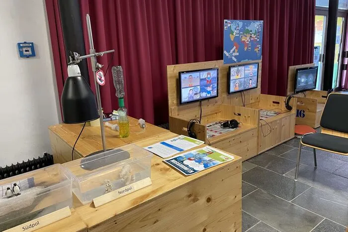 Eine weitere Station: der Experimentier-Tisch.