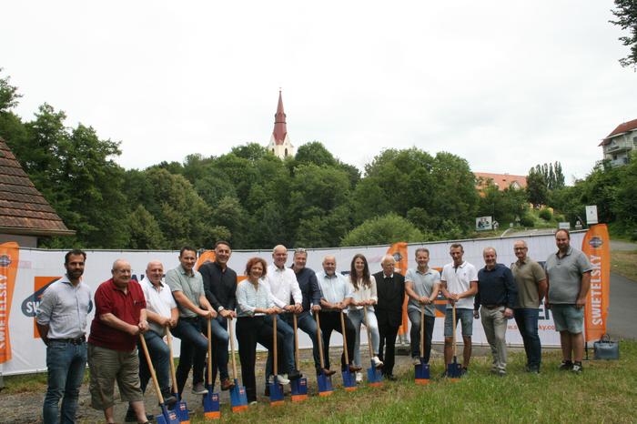 Kürzlich fand in Jagerberg der Spatenstich für den Bau des Geh- und Radweges zwischen Jagerberg und Ungerdorf statt