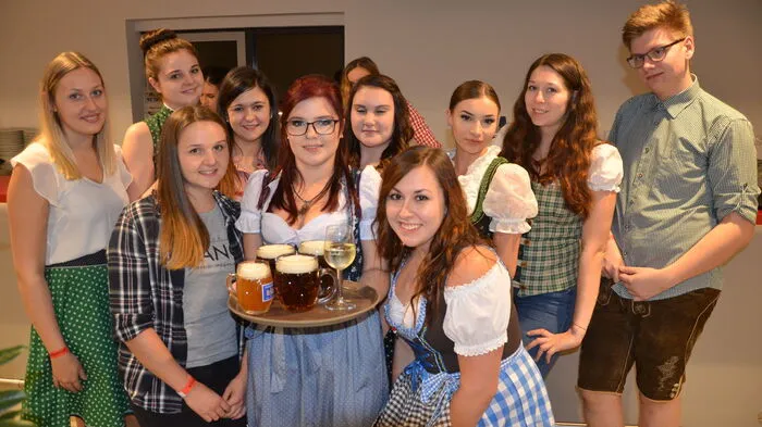 In Münchner Tradition wurde heuer erstmals auch in Anger zum Oktoberfest geladen.