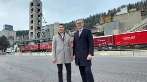 RCG-Vorstand Christoph Grasl und Alpacem-Zement-Chef Bernhard Auer zogen nach 100 Tagen Koralmbahn gemeinsam Bilanz