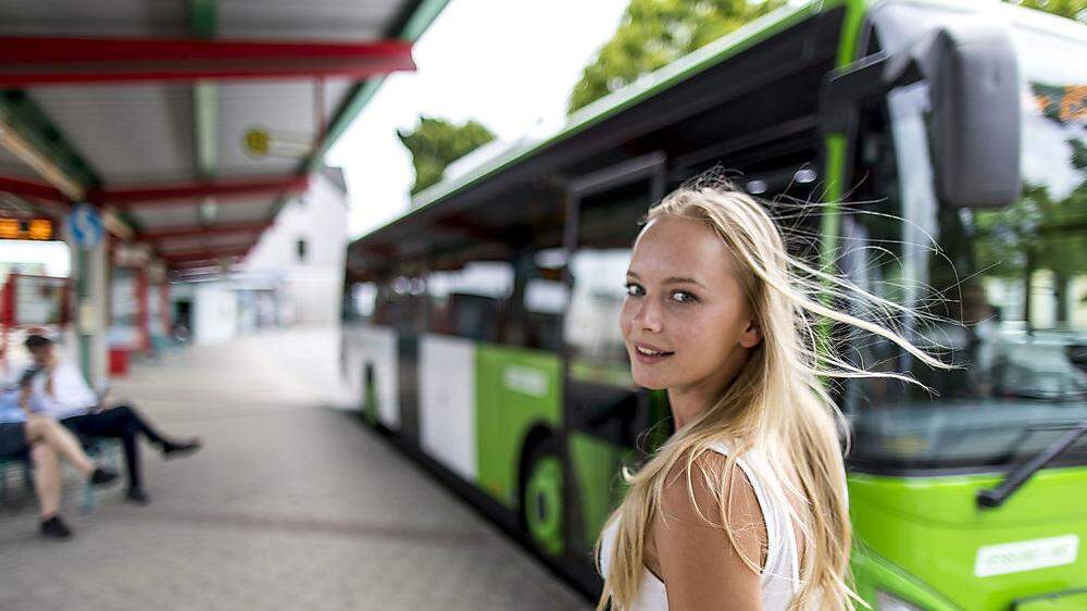 Mit Bus, Bahn und Bim in die Steiermark