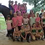 Die Voltigierjugend des RC Georgsberg mit Trainerin und Trainer sowle Helferinnen und Partner „ „Molly“ 	 