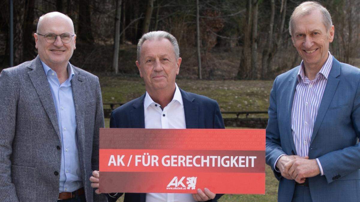 Präsentierten die Bilanz über das Jahr 2021: AK-Direktor Wolfgang Bartosch, Außenstellenleiter Edwin Kriechbaumer und AK-Präsident Josef Pesserl 