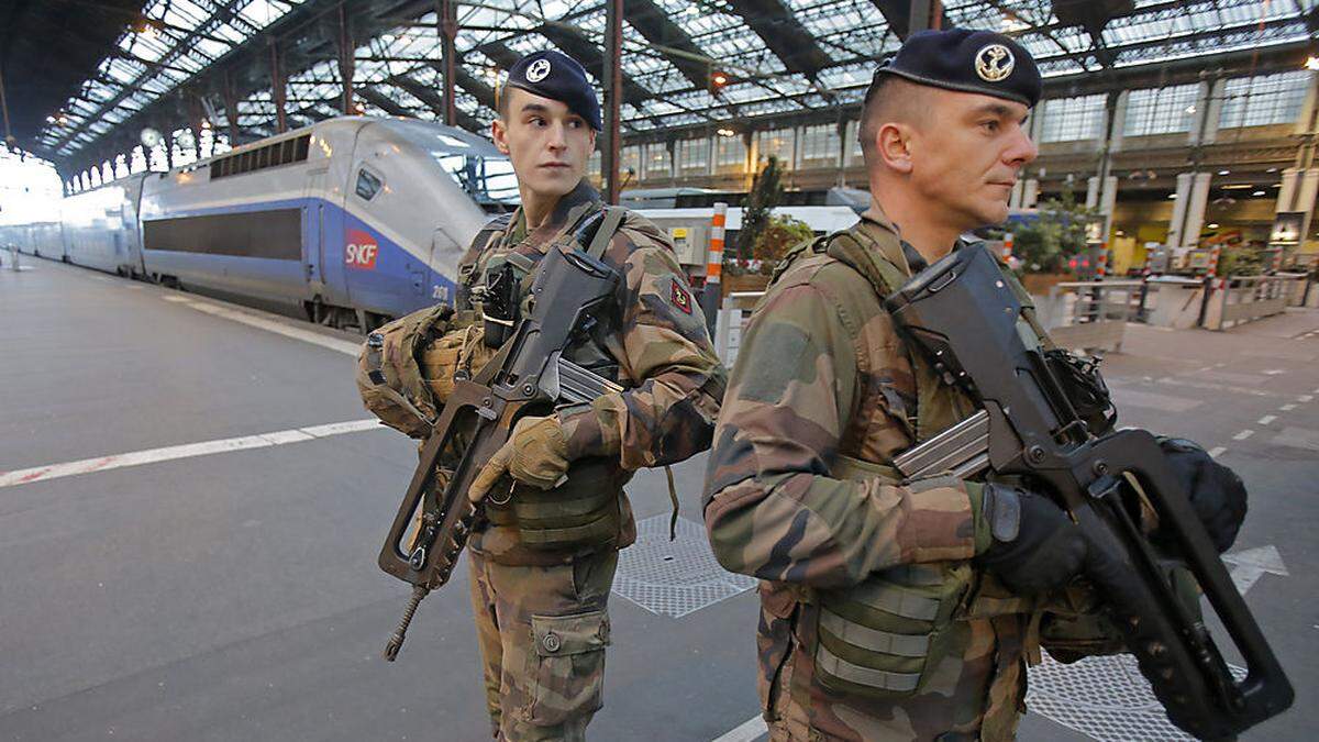 Bilder vom 23. Dezember am Bahnhof in Lyon