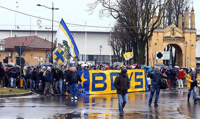 Die Parma-Fans protestieren aufgrund des abgesagten Spiels