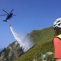 Am Blaseneck auf 1900 Meter Seehöhe brannte die Vegetation