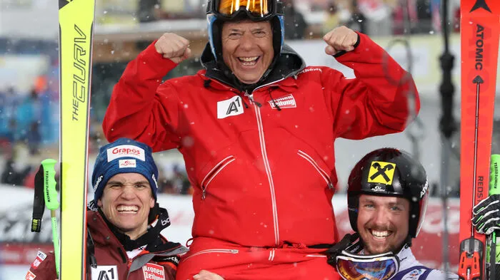 ÖSV-Präsident Peter Schröcksnadel (Mitte) hatte allen Grund zur Freude: Roland Leitinger (links) und Marcel Hirscher holten beim WM-Riesentorlauf Gold und Silber.