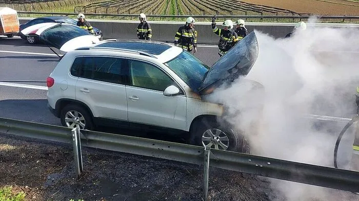 Der Pkw wurde stark beschädigt