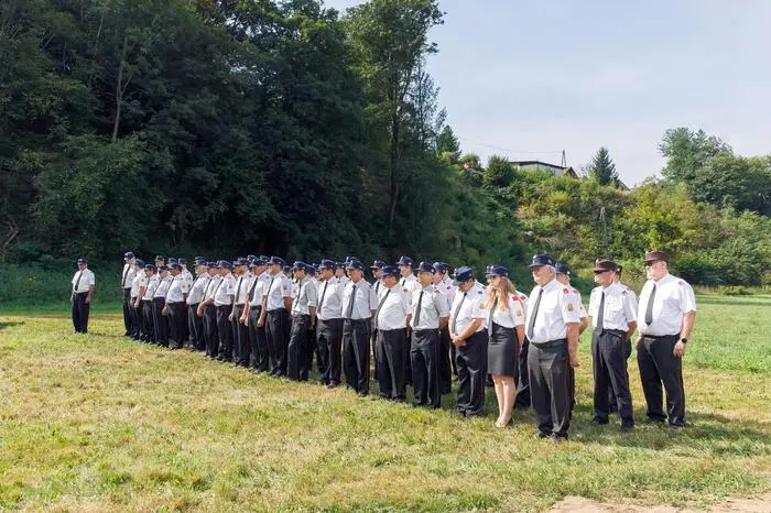 Die aktiven Mitglieder der FF „Tutsch“ beim Festakt