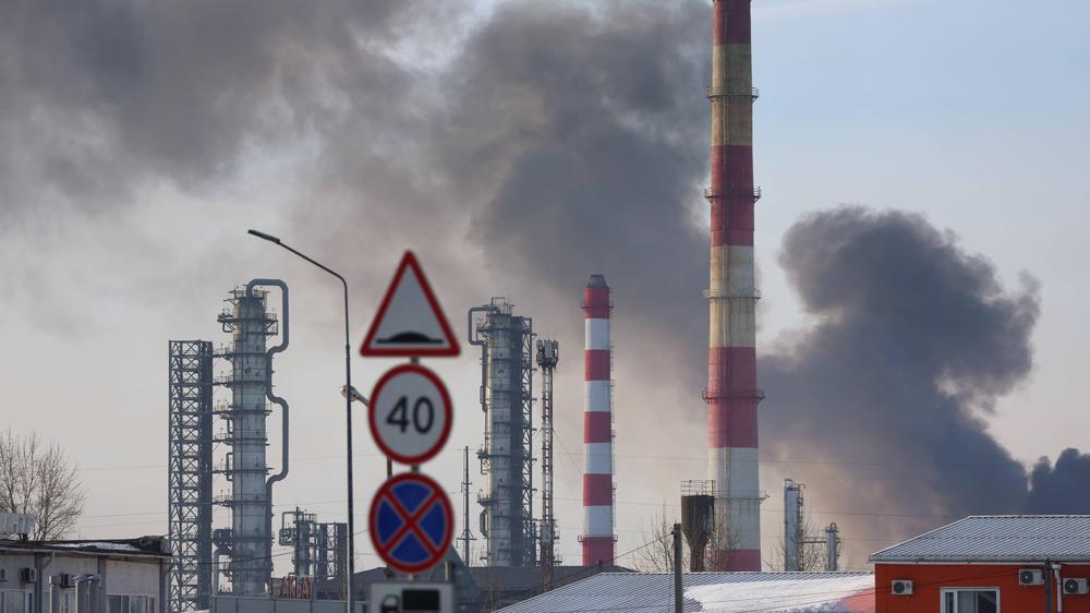 Die russischen Ölgeschäfte laufen trotz der Sanktionen gut. (Symbolfoto)