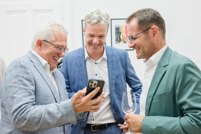 Kleine Zeitung-Geschäftsführer Thomas Spann mit Christian Knill (Knill Energy Holding GmbH) und Christoph Schuh (AGP)