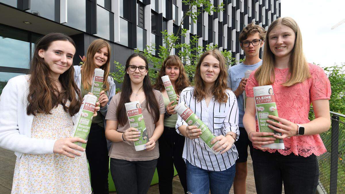 Das Team der HAK: Anna Schulte, Yvonne Brdar, Lena Berger, Laura Muggenauer, Michaela Außerdorfer, Maximilian Gottmann und Anna Karrer. Nicht im Bild: Dominik Neuhold. 