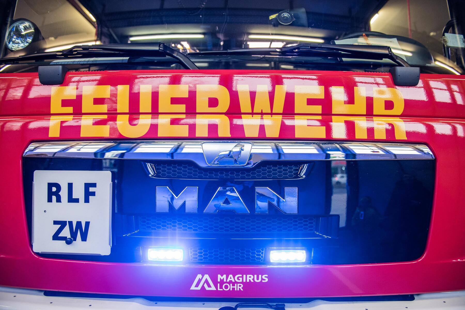 Auf 800 Quadratmetern: Brand im Wald bei Graz-Mariatrost, laut Feuerwehr „alles unter Kontrolle“