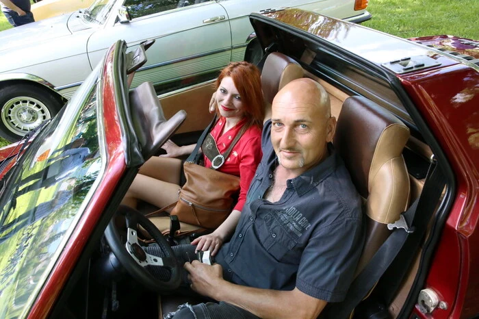 Übrigens: Aus ganz Österreich kamen die stolzen Autobesitzer mit ihren fahrbaren Untersätzen angereist. 