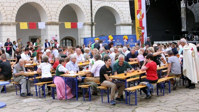 Wenn die Florianijünger von Straßburg im Gurktal zum traditionellen Sommerfest laden, bleiben die Besucher nicht aus. Wie am Wochenende. 