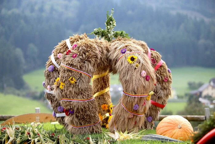 Nach dem Ernteumzug wurde zum Frühschoppen mit der Stadtkapelle Friesach geladen.  
