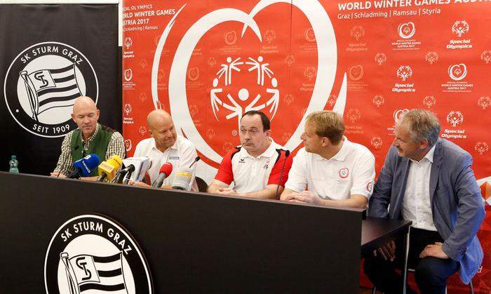 Bei der Pressekonferenz am Mittwoch wurde die Kooperation des SK Sturm Graz mit den Special Olympics 2017 präsentiert