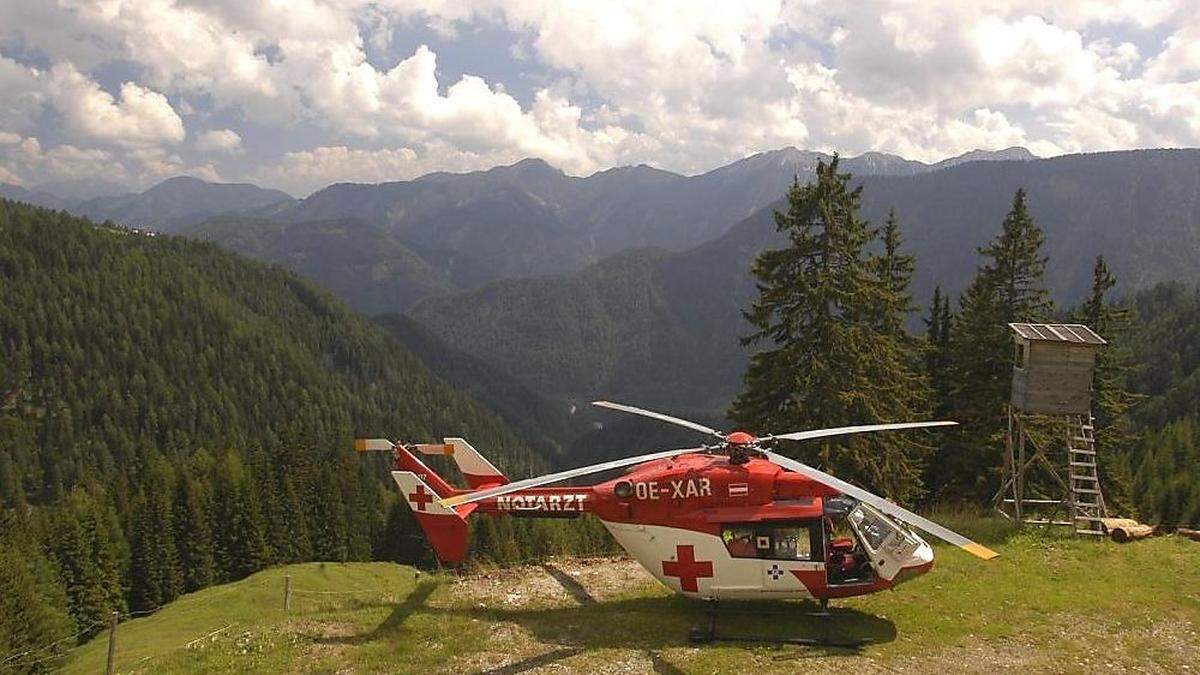 Der Verletzte wurde mit dem Rettungshubschrauber RK 1 ins LKH Villach geflogen (Archivbild)